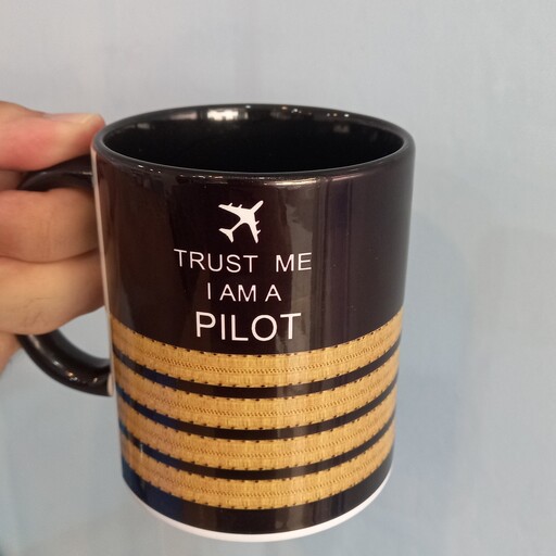 لیوان (ماگ) سرامیکی با طرح Trust me i am pilot - 4 bar