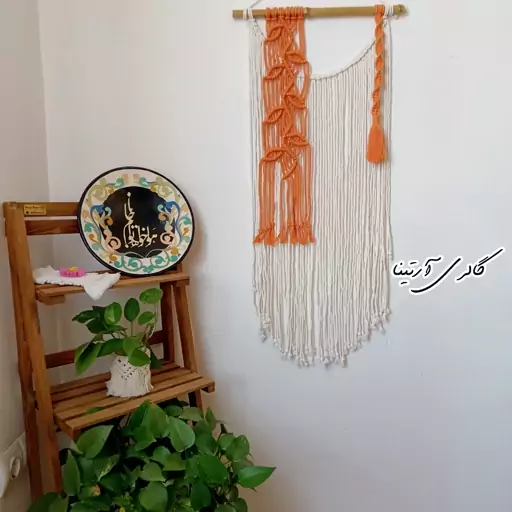 دیوارکوب مکرومه شاخه و برگِ پاییزی 