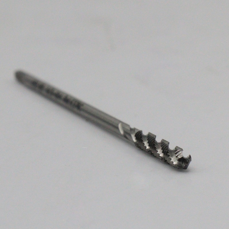 مته قلاویز ماشینی کراسمن مدل مارپیچ کد YP-M33-6H سایز 3 میلی متر