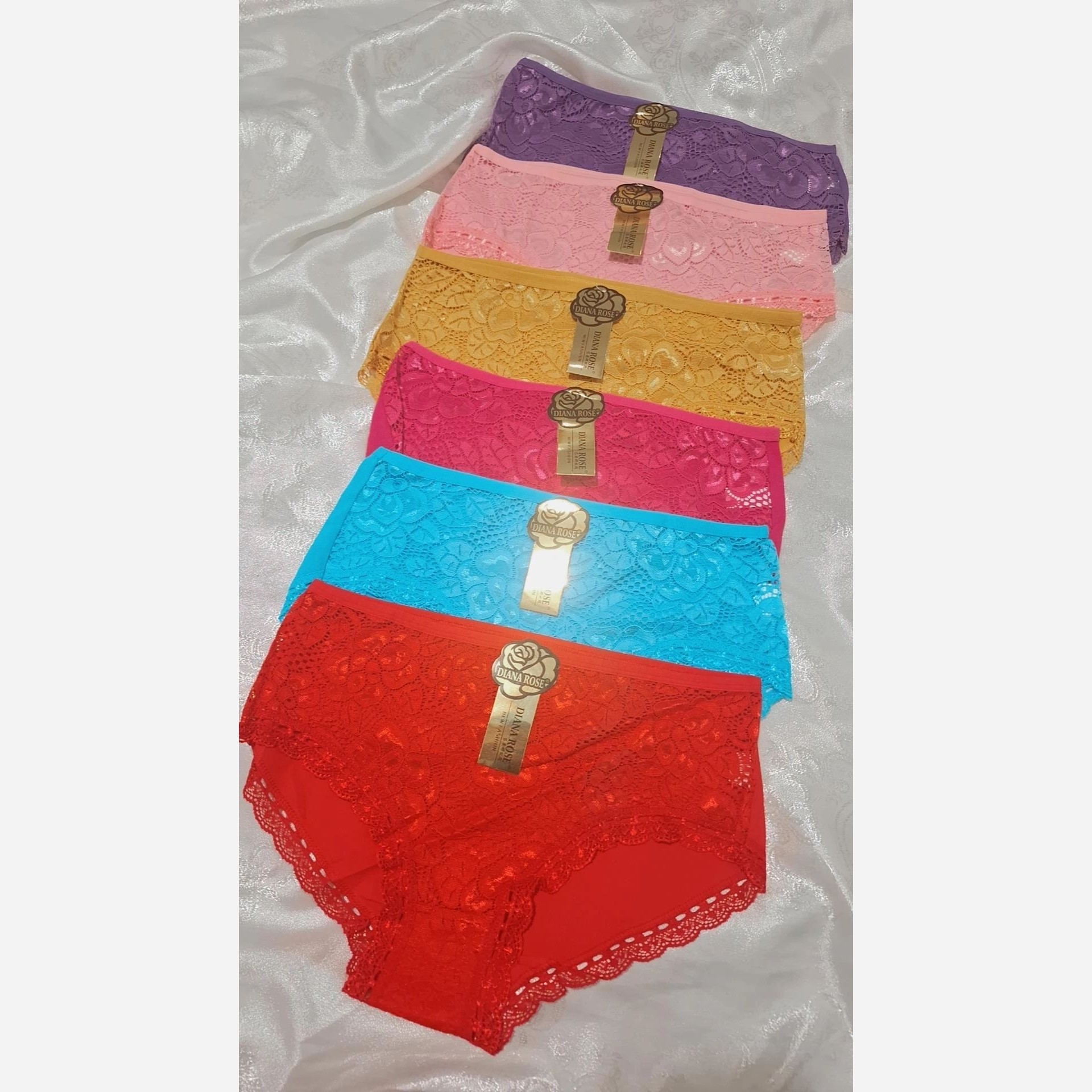 شورت توری زنانه جنس نرم و لطیف ضد حساسیت مناسب 36 تا 44