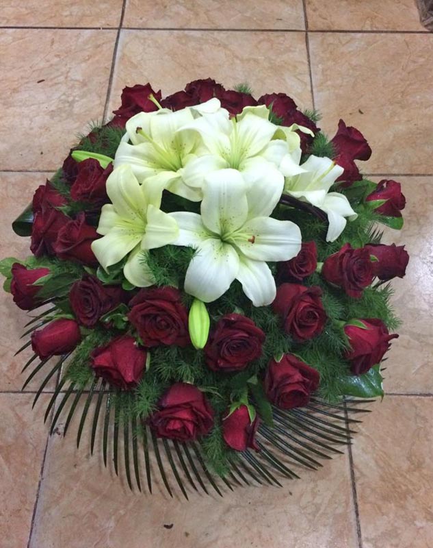سبد گل گرد کد 671