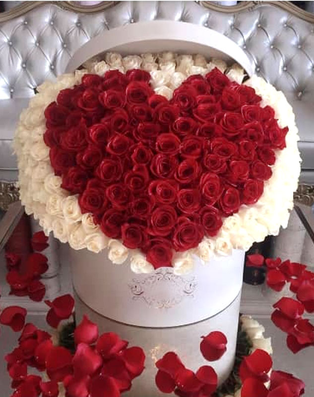 باکس گل گرد با طرح قلب کد 414