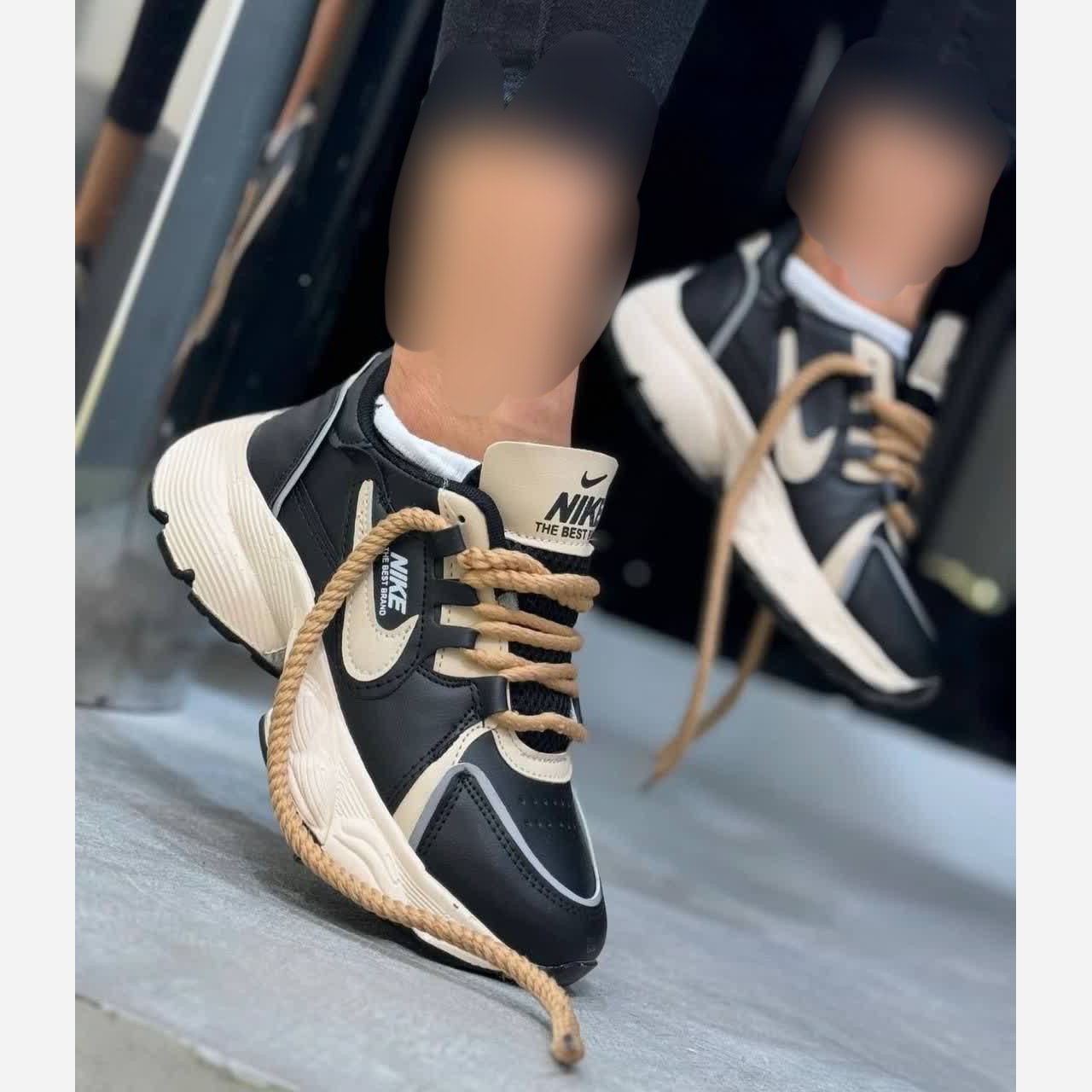 کتونی زنانه و دخترانه دونایک