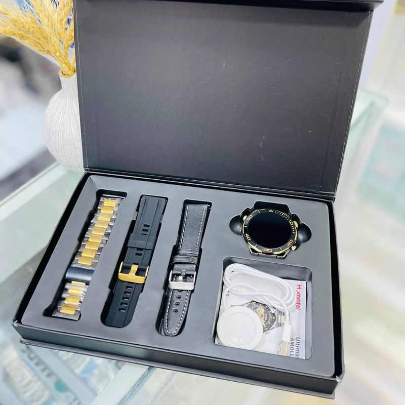 ساعت هوشمندHommtel Ultimate 4 گیگ حافظه داخلی   صفحه آمو ال.ای.دی