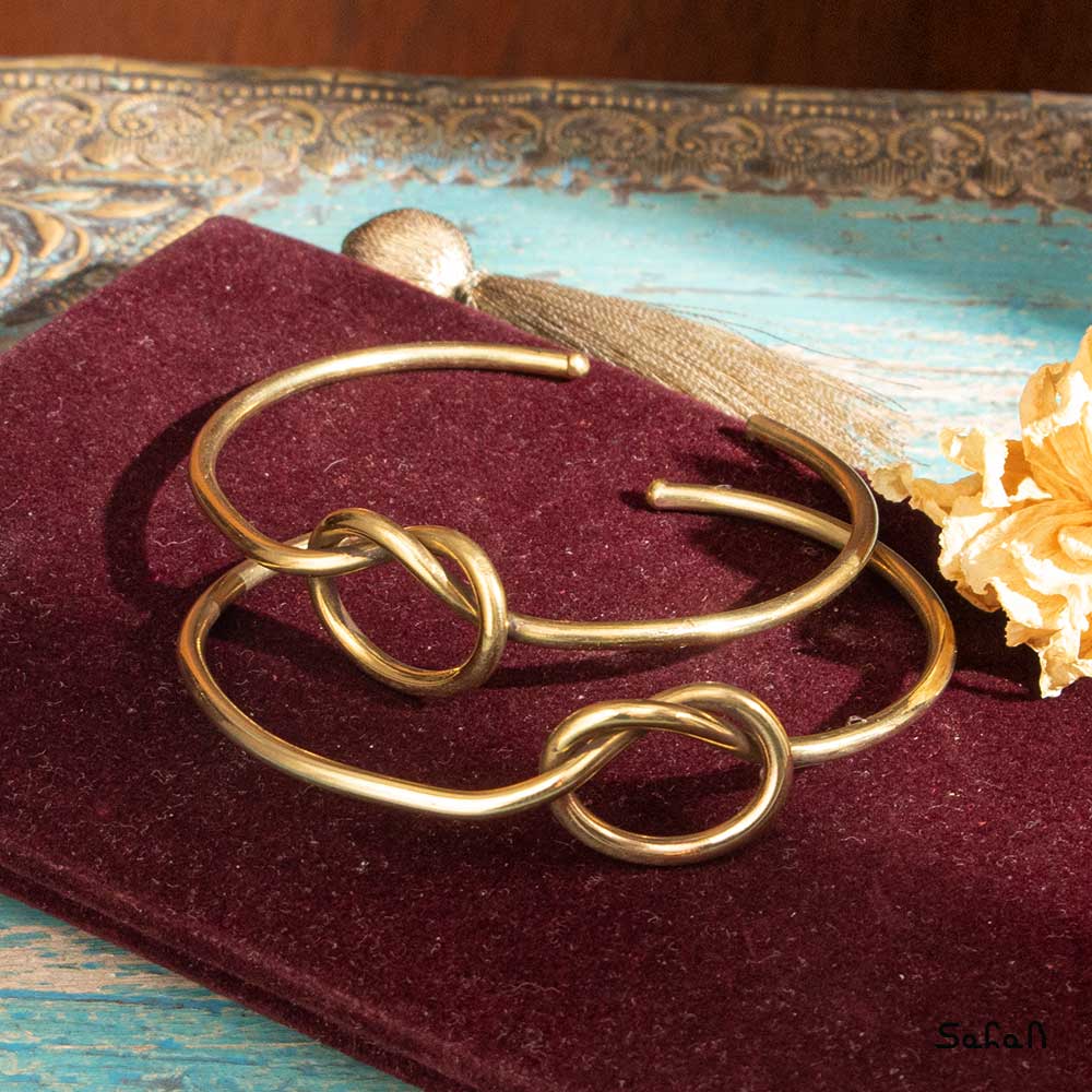 دستبند هندی برنجی گره