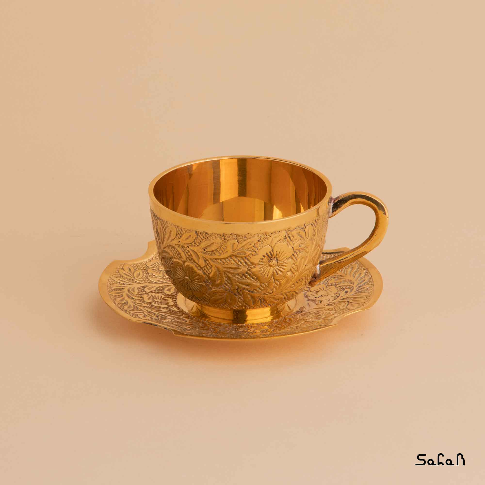 فنجان و نعلبکی برنجی طلایی مدل اسلایس