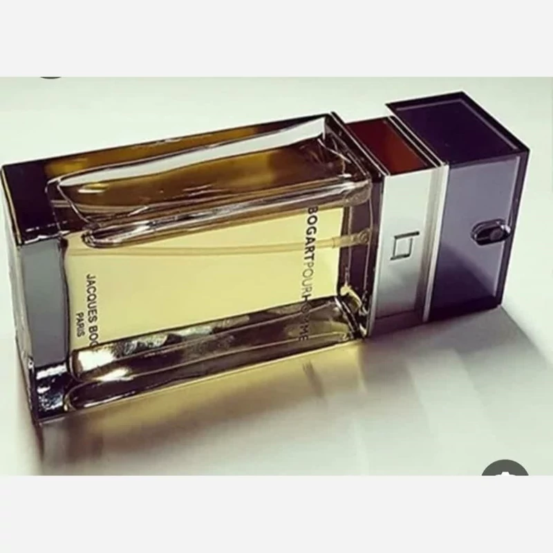 عطر بوگارت سیلور سنت مردانه (پایان)با خرید 5 عطر ،یک عطر از ما هدیه بگیرید.