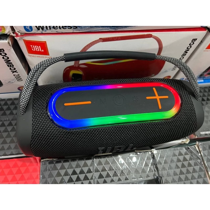 اسپیکر JBL مدل BOOMBOX 2000 اصلی کیفیت صدا فوق العاده مدت زمان شارژ12 ساعت رم،فلاش،AUX ضد آب بیس دار رقص نور