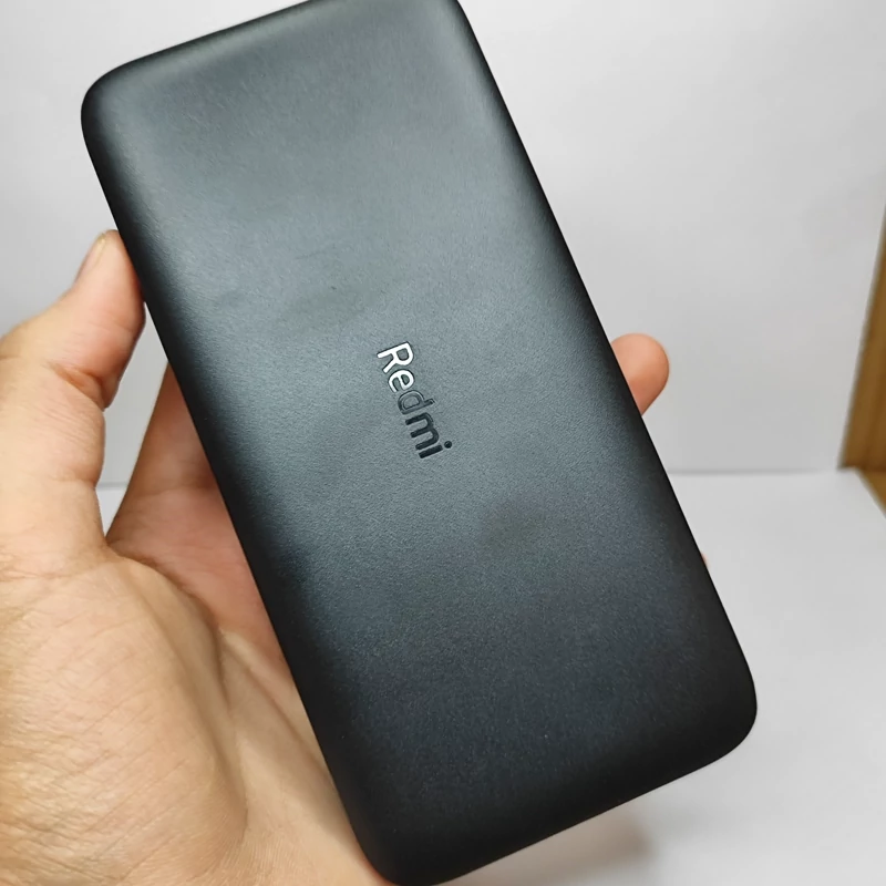 پاوربانک شیائومی 22 وات 20000میلی امپر اصلی اورجینال کارتن سفید