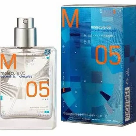 عطر مولکول 05 (ژیوادان)