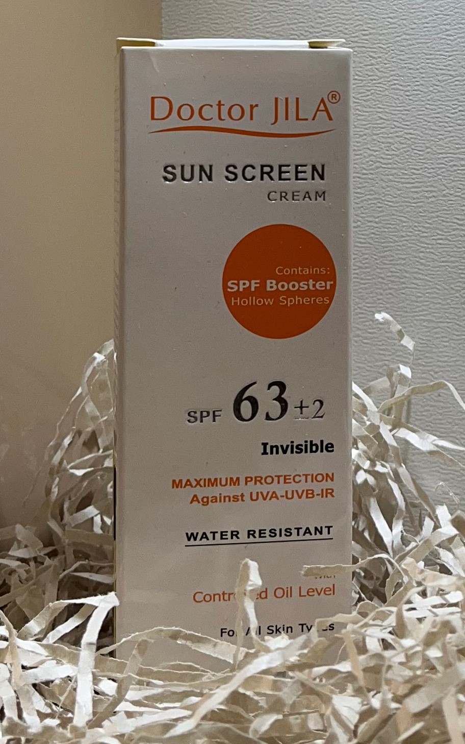 ضد آفتاب بی رنگ دکتر ژیلا DOCTOR JILA اس پی اف SPF63