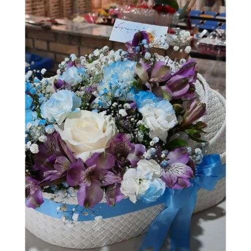 خرید اینترنتی باکس گل نوزاد d260