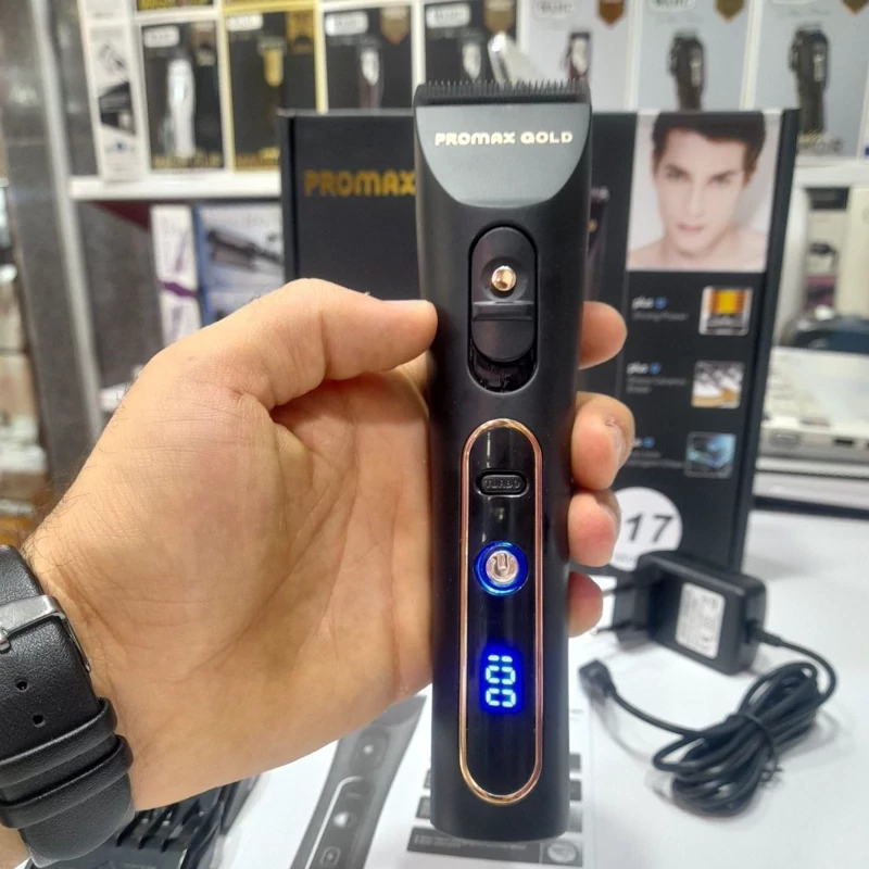 ماشین اصلاح موی سر پرومکس گلد مدل 117 جنس تیغه تیتانیوم شارژی برقی دارای نمایشگر میزان شارژ دارای دکمه توربو مجهز