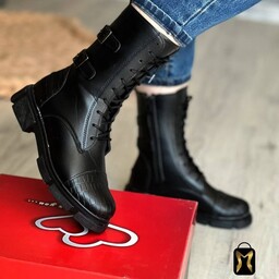 بوت کیف و کفش زنانه و دخترانه طرح مانی کد911
قالب استاندارد
37 ta 40