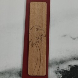 نشانک چوبی ساده طرح درخت نخل.                   هزینه پستی به صورت پس کرایه درب منزل دریافت می شود