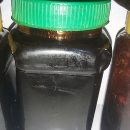 عسل سیاه مات  فوق قوی آنتی اکسیدان آنزیمهای برتر رشد یافته یکساله قدرت ویرانگرترین عسل سیاه غلیظ یک کیلو