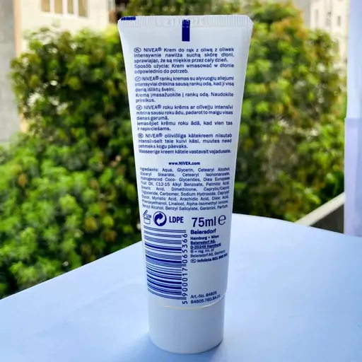 کرم دست نیوا حاوی عصاره زیتون محصول آلمان  75 میل اصل Nivea