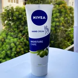 کرم دست نیوا حاوی عصاره زیتون محصول آلمان  75 میل اصل Nivea