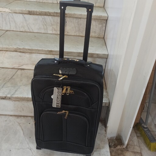 چمدان مسافرتی سایز 3 برند ماک چرخ دار قفل دار کیفیت عالی ابعاد 50 در 34