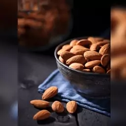 مغز بادام درختی خام درجه یک ممتاز  500 گرمی 