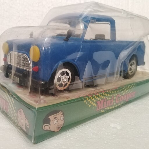 ماشین بازی کلاسیک قدیمی پلاستیکی مینی کوپر میستربین  آبی رنگ 