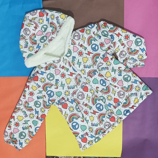 سیسمونی نوزادی دخترانه کاپشن خز دار  طرح قلب و رنگین کمان (لباس گرم نوزادی)