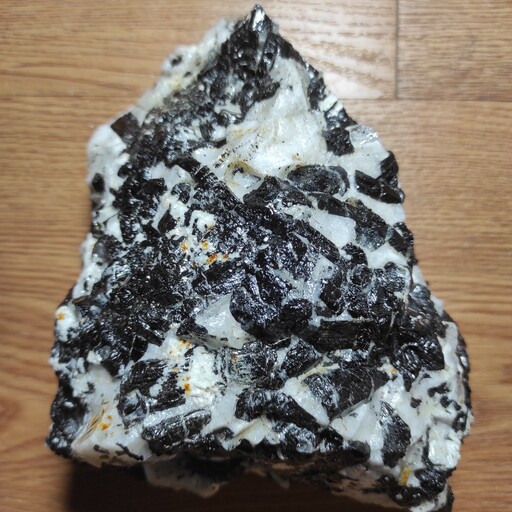 سنگ راف تورمالین سیاه T71309