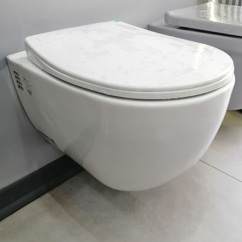 والهنگ گاتریا سفید درجه 1 توالت فرنگی دیواری لئو سفید براق  گاتریا 
