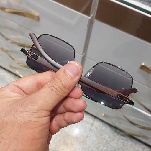عینک آفتابی مردانه مارک کارتیر عدسی یووی 400 استاندارد کیفیت بالا(رنگ مشکی )