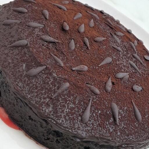 کیک خیس شکلاتی دبل چاکلت کافی شاپی با کاناش شکلاتی خانگی 