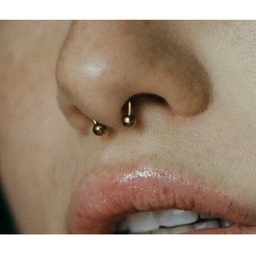 پیرسینگ اصل  استیل نقره ای سپتوم septum وسط بینی و گوش پیچی کروی  تک عددی 