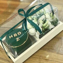 هارد باکس سوپرایزی گل و کیک رنگ سفید مناسب برای سینی کیک سایز 12 ( بنتو کیک) همراه در طلقی