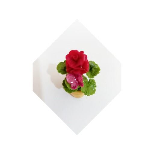 گل شمعدانی  مینیاتوری جنس خمیر ایتالیایی اندازه بسته به نظر شما قابل تغییر می باشد 