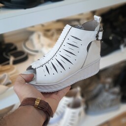 کفش زنانه تابستانی لژ مخفی(37تا40)رنگ مشکی سفید طوسی جنس زیره پیو رویه چرم صنعتی.کیفیت درجه یک