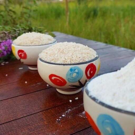برنج نیم دانه هاشمی اعلاء آستانه اشرفیه دو کیلو گرمی