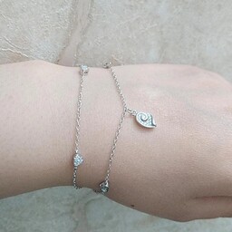 دستبند نقره زنانه طرح قلبی دولاین عیار 925 با آبکاری طلا سفید