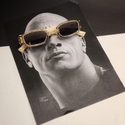 عینک گنگ پیرسینگ دار جنتل مانستر مخصوص عکاسی و استایل لش