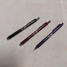 مداد نوکی (اتود)پنج دهم برند گرافیک تولید چین در 3 رنگ مختلف