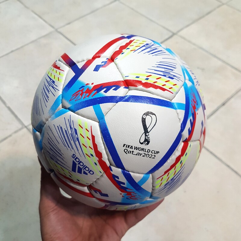 توپ فوتبال جام جهانی ( قیمت عالی ) ( کیفیت عالی )