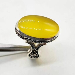 انگشتر عقیق زرد معدنی با رکاب دست ساز سفارشی مدل صفوی 
