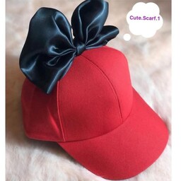 کلاه فانتزی قرمز با پاپیون مشکی با کیفیت اعلاء وجنس کتان عالی
