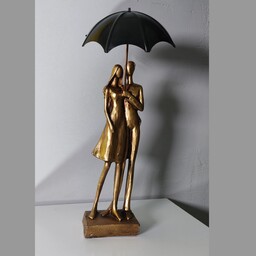 مجسمه دختر و پسر چتری مدرن