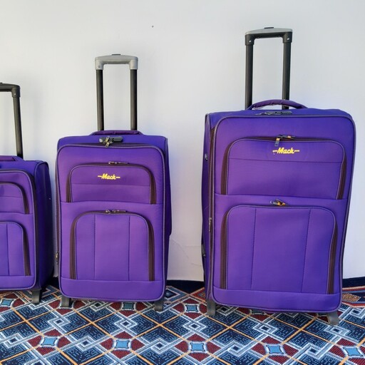 چمدان مسافرتی سایز متوسط      ارسال رایگان به سراسر ایران 