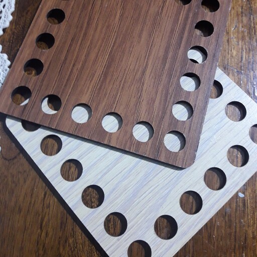 کفی چوبی تریکوبافی طرح مربع 10 سانتی مخصوص انواع سبدهای تریکوبافی رنگ کرمی و قهوه ای