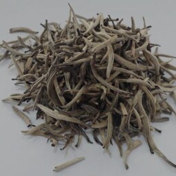 چای سفید خارجی  اصل سوزنی نقره ای (  100 گرمی) 
