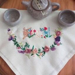 دستمال تزئینی گلدوزی با دست