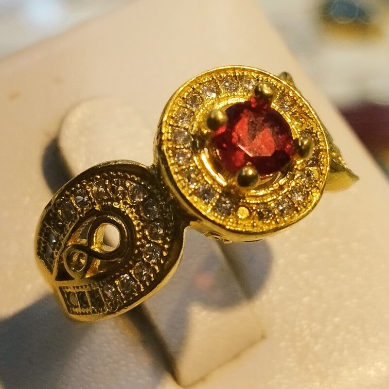 انگشتر طلا روس زنانه سنگ یاقوت سرخ صنعتی  رنگ ثابت قابل سایز شدن کد 4