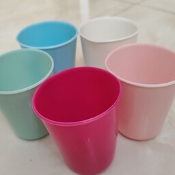 لیوان پلاستیکی در 5 رنگ مختلف بسته 100 عددی 