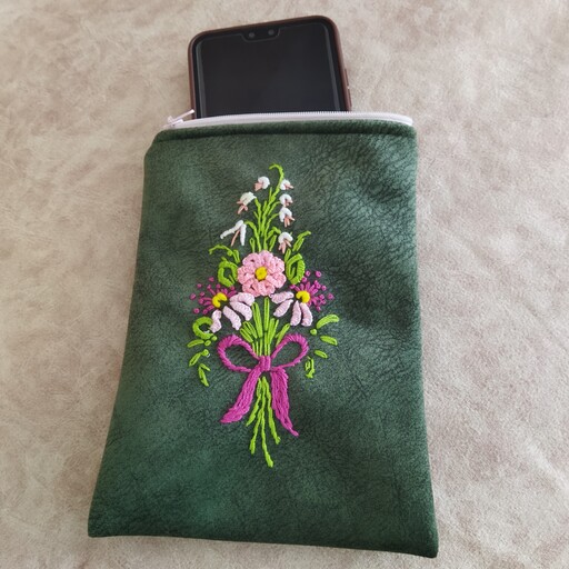 کیف  موبایل کوچک گلدوزی شده