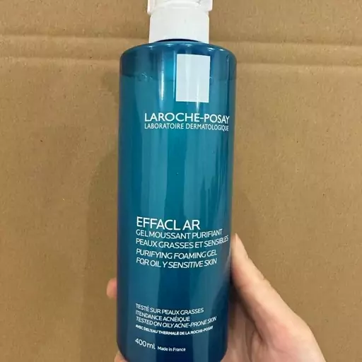 ژل شستشوی صورت لاروش پوزای مدل EFFACLAR مناسب پوست چرب و حساس 400 میل
